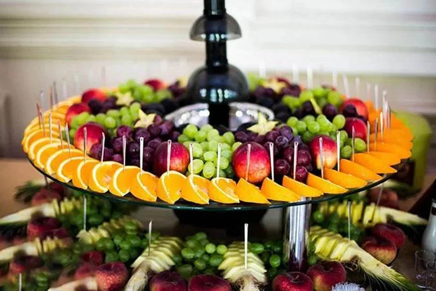 مقدار مناسب میوه و شیرینی برای مراسم عروسی و پذیرایی مهمان‌ها